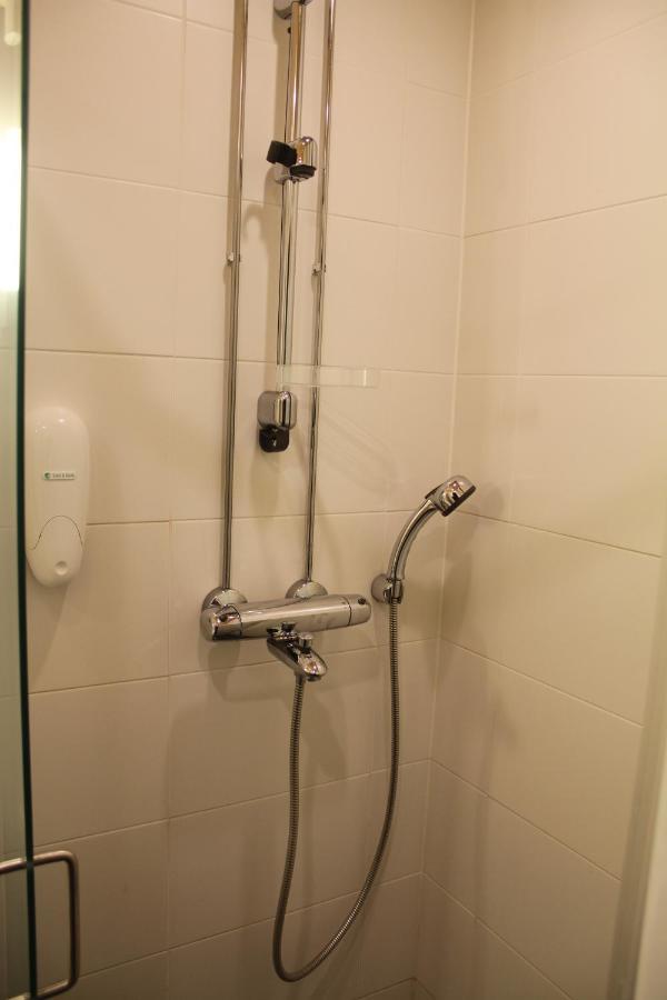 Yllas Majoitus Chalets 8, 8101 อุลลาสยาร์วิ ภายนอก รูปภาพ